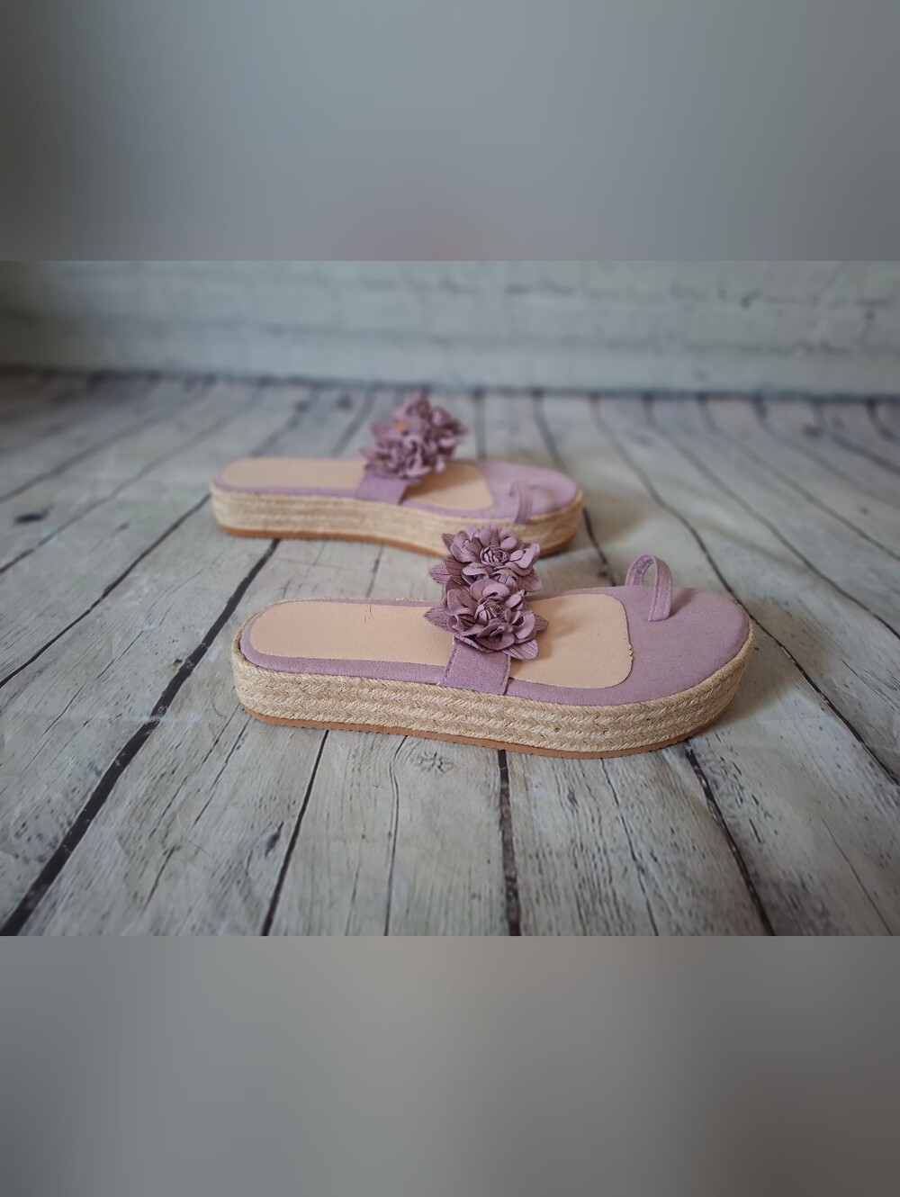 EUC Raffia Sandals With Purple Flowers - Size  9